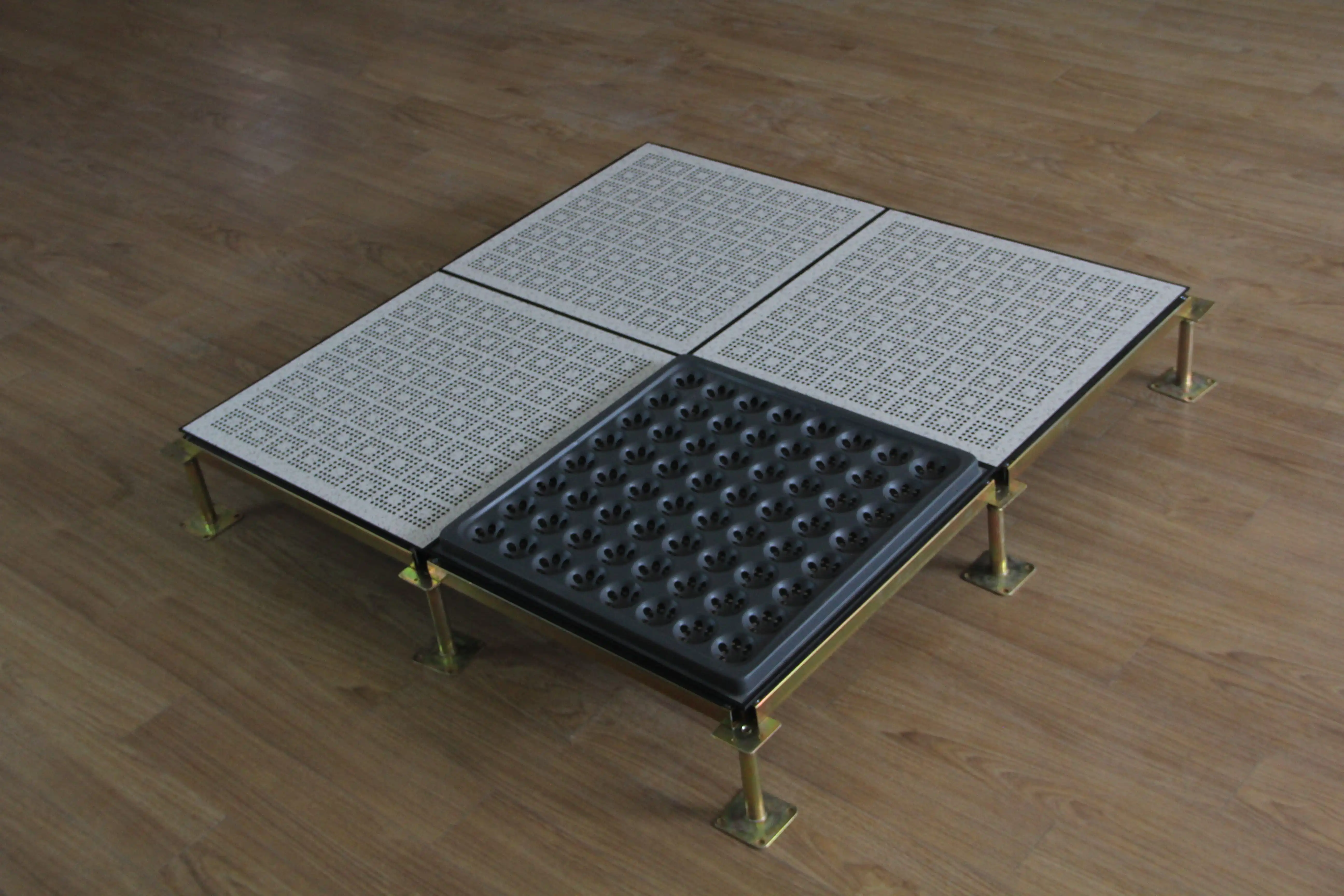 All-steel antistatic floor